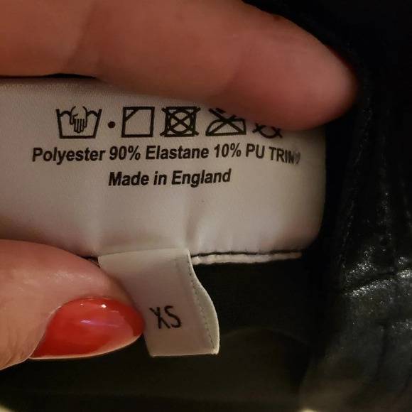 Sukishufu made in England asymmetric velvet blouse size XS-S NWOT - Picture 7 of 7